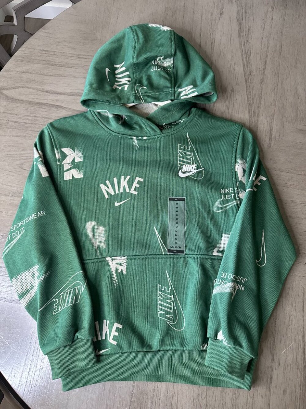 Nike Graphic Hoodie